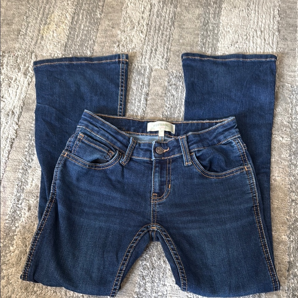 Shyanne Blue Jeans Classic Straight Fit